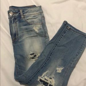 Light blue high wasted cropped skinny jeans